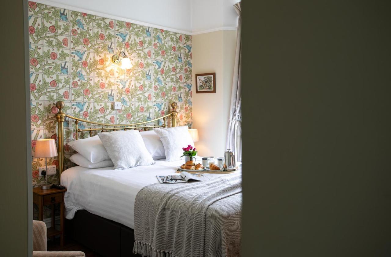 Abbeyfield Vintage Style Boutique B&B Торки Екстериор снимка