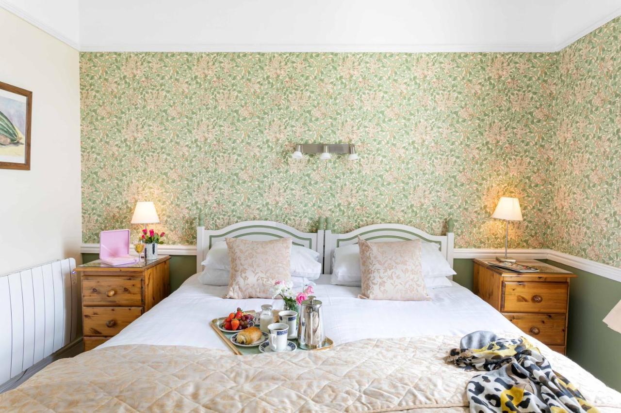 Abbeyfield Vintage Style Boutique B&B Торки Екстериор снимка