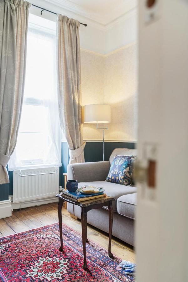 Abbeyfield Vintage Style Boutique B&B Торки Екстериор снимка