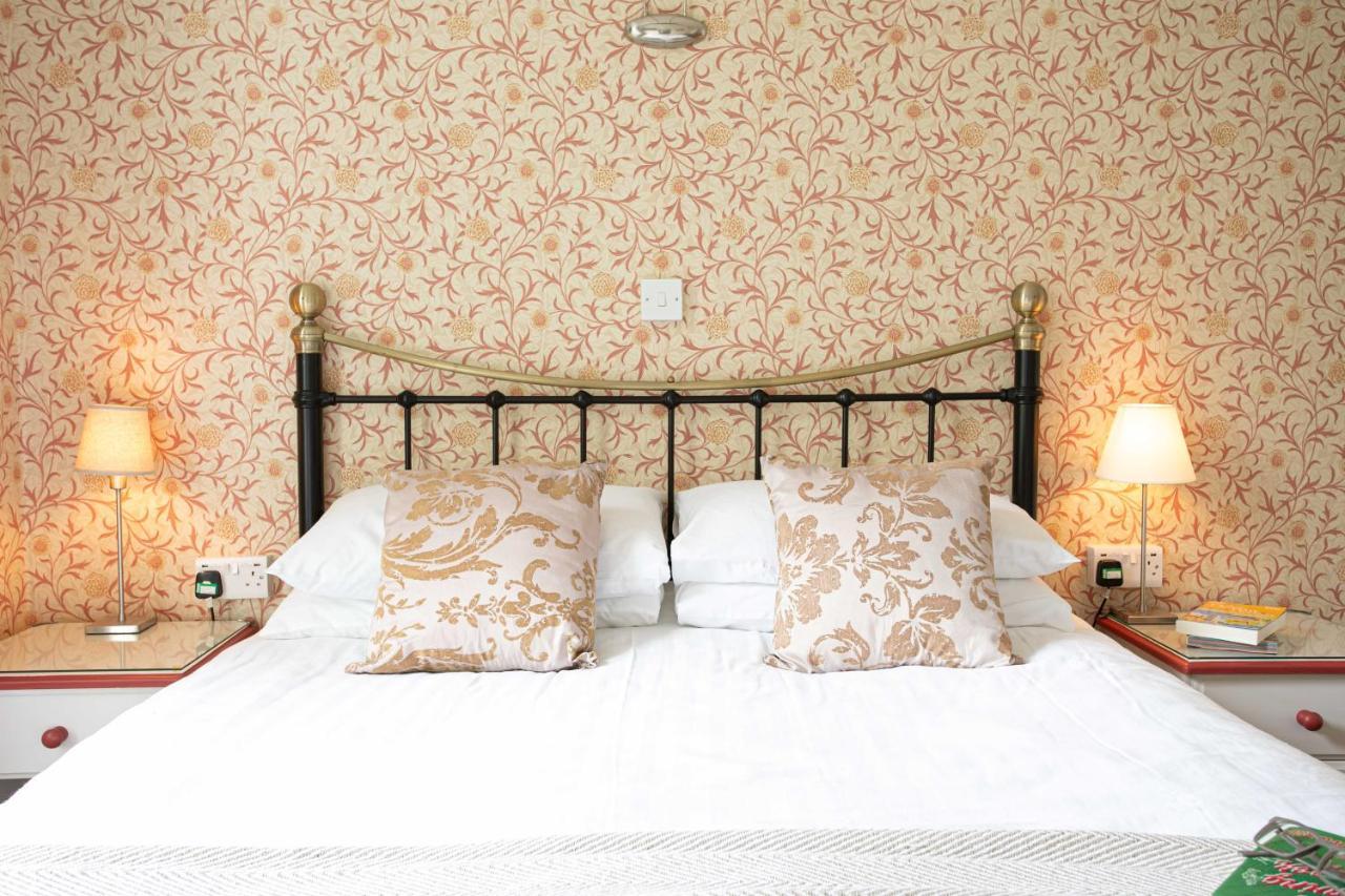 Abbeyfield Vintage Style Boutique B&B Торки Екстериор снимка