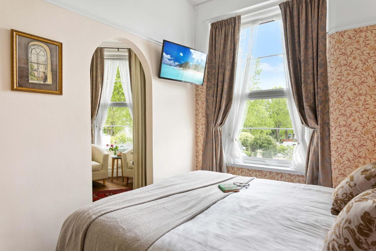 Abbeyfield Vintage Style Boutique B&B Торки Екстериор снимка