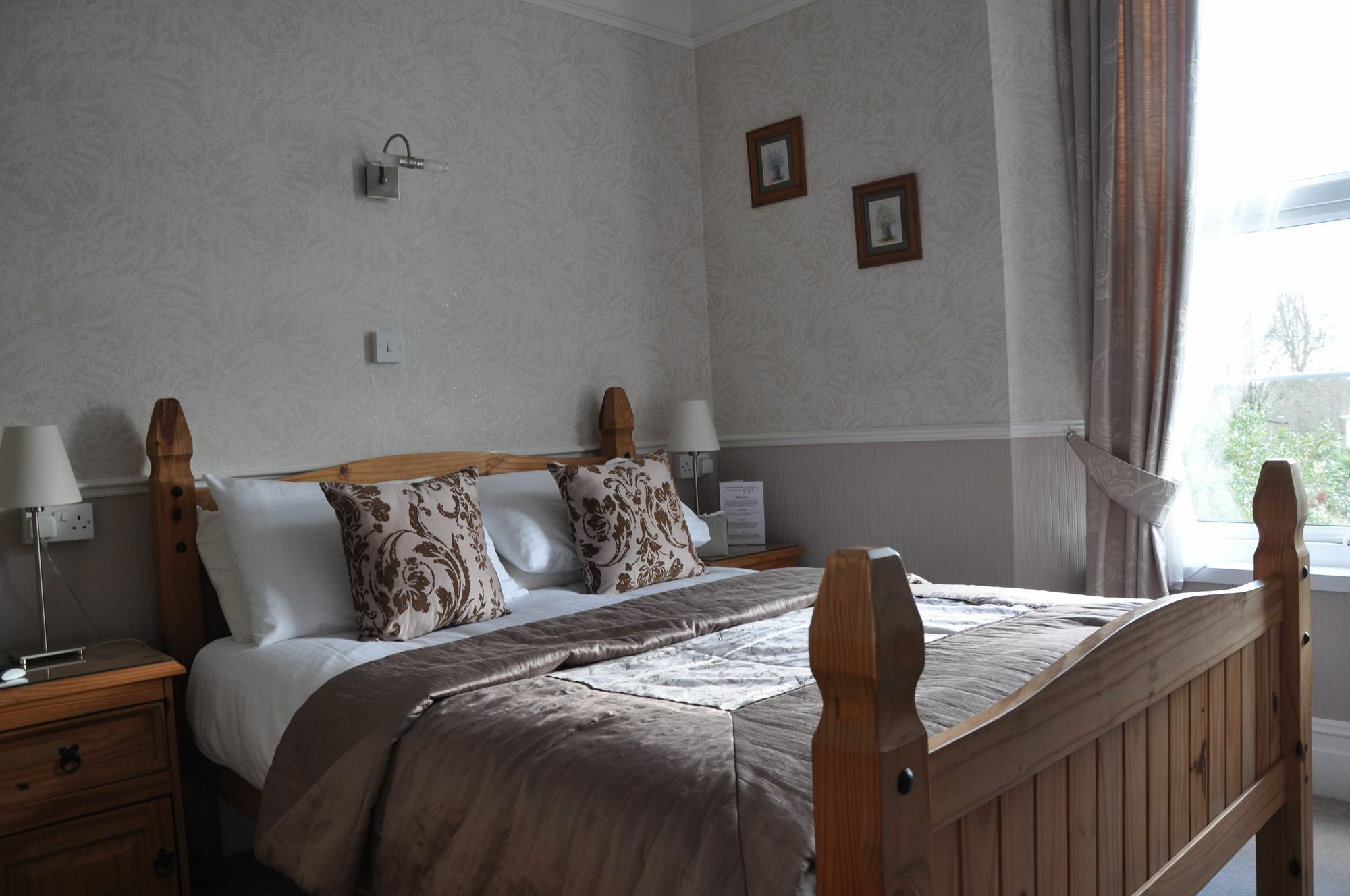 Abbeyfield Vintage Style Boutique B&B Торки Екстериор снимка
