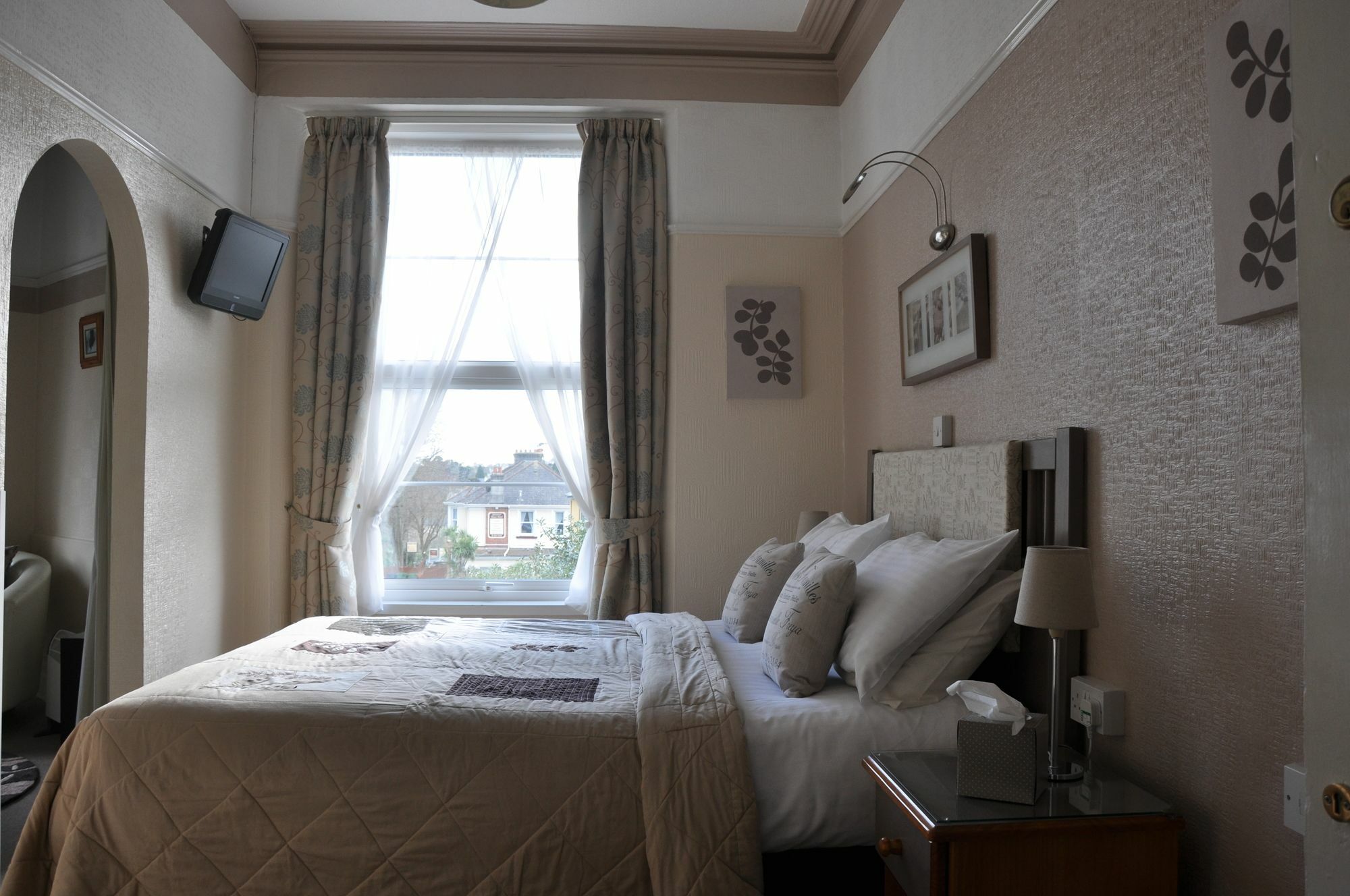 Abbeyfield Vintage Style Boutique B&B Торки Екстериор снимка