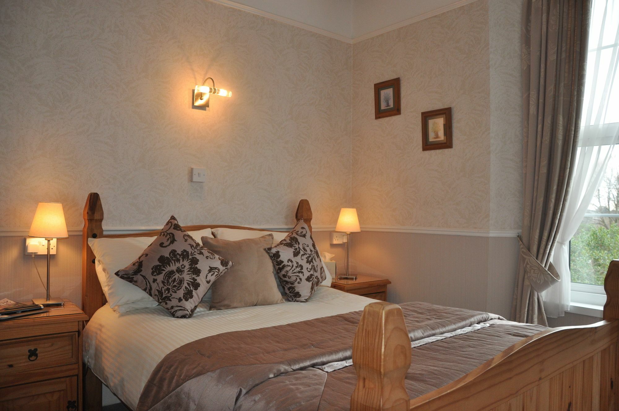 Abbeyfield Vintage Style Boutique B&B Торки Екстериор снимка